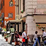 Appartement Cozy Fabia 300 Mt From Colosseum Rome