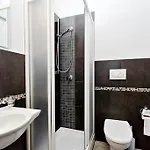 Appartement Cozy Fabia 300 Mt From Colosseum