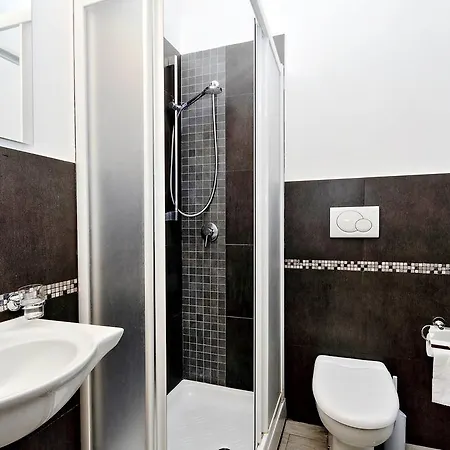 Apartment Cozy Fabia 300 Mt From Colosseum