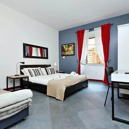 Appartement Cozy Fabia 300 Mt From Colosseum