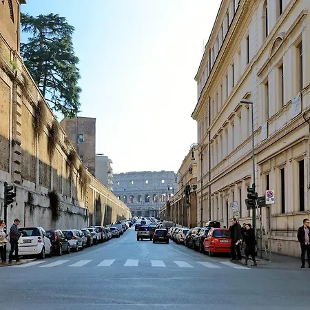 Cozy Fabia 300 Mt From Colosseum Apartment *
